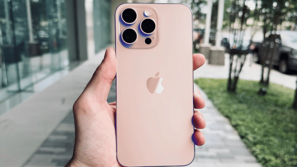 Read more about the article iPhone 16 Rose Gold: A Luxurious Blend of Beauty and Performance