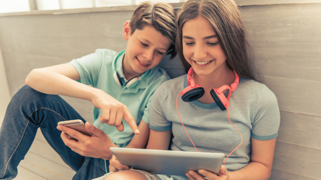 Read more about the article The Coolest Gadgets for Teens in 2025: Top Picks for the Tech-Savvy Generation