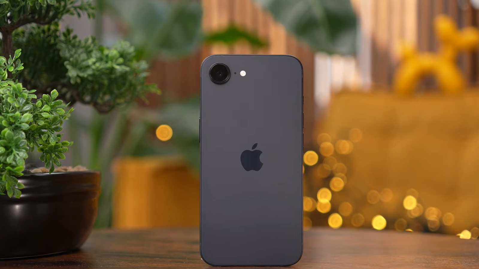 Is the iPhone 16e Actually the Perfect iPhone?