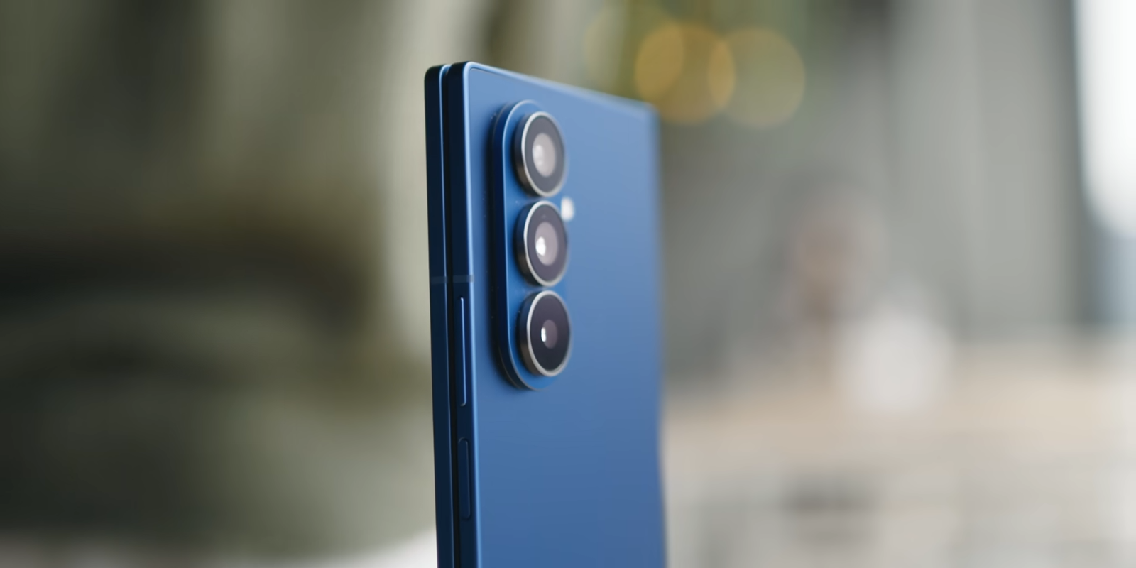 Samsung Galaxy Fold 7 Review – A Slim, Durable Foldable That Finally Gets It Right