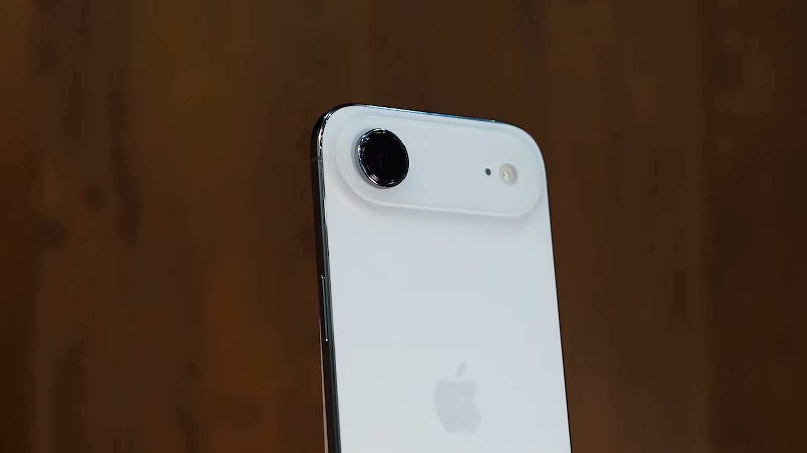 iPhone Air Review 2025: Apple’s Thinnest iPhone Yet With All-Day Battery